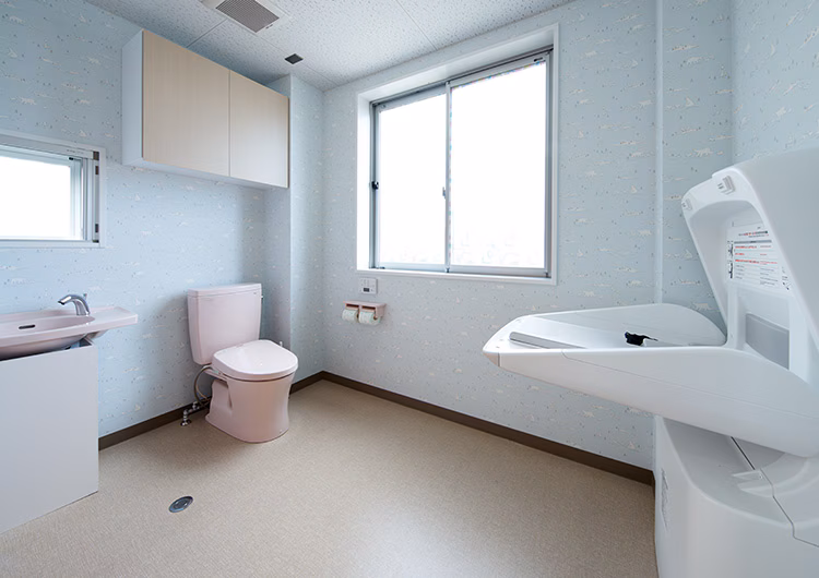 ミサワリフォーム　クリニックのトイレ施工事例1
